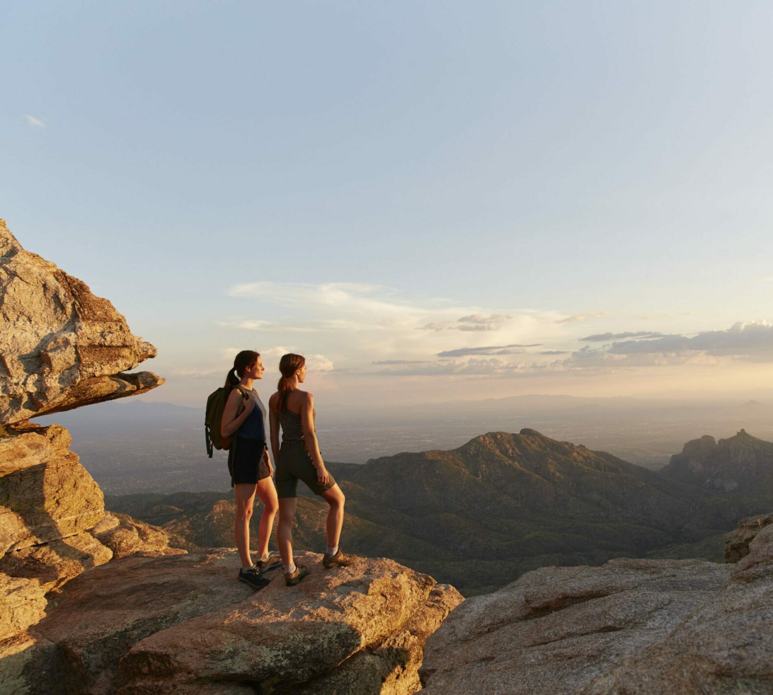 two-females-hiking-sunset-canyon-ranch-wellness-resort-tucson-arizona-usa