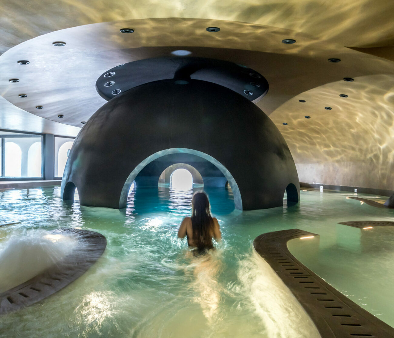 woman in pool euphoria retreat special offer signature program nutrigenomics