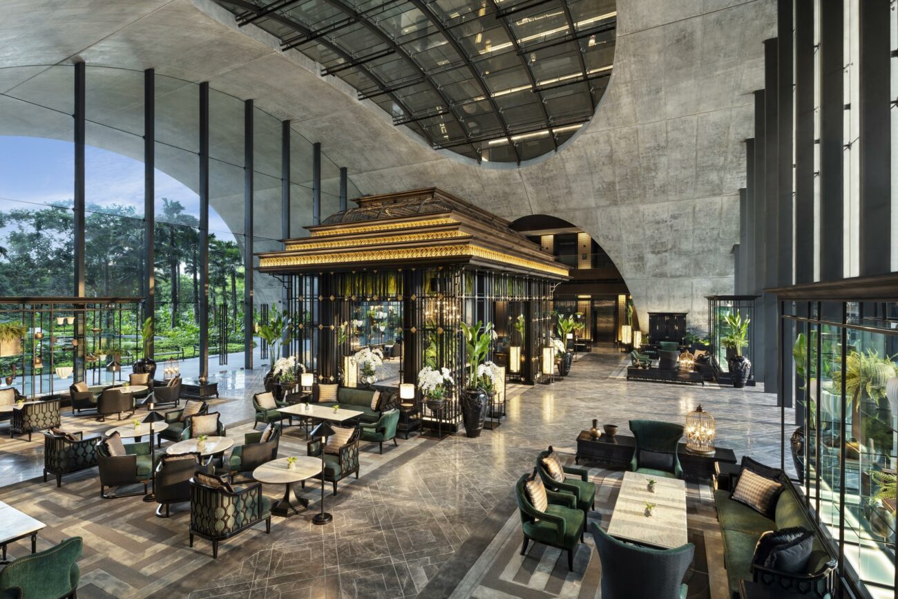 thailand-healing-hotels-of-the-world-lobby-urban-luxury-architecture-interior